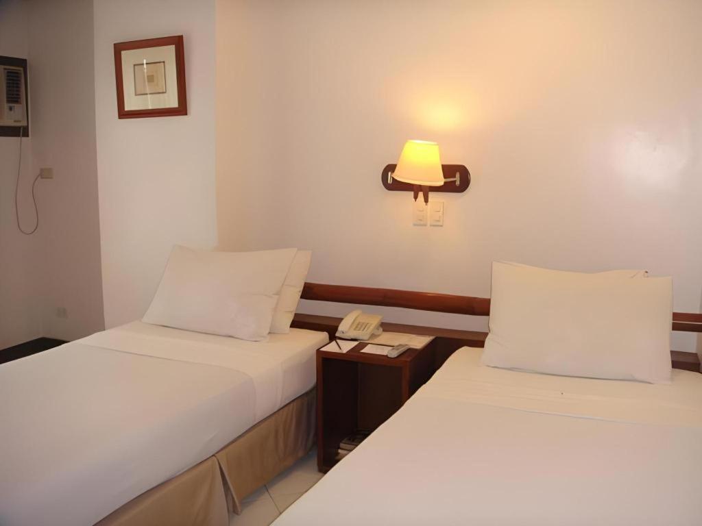 Soledad Suites Panglao Exterior foto