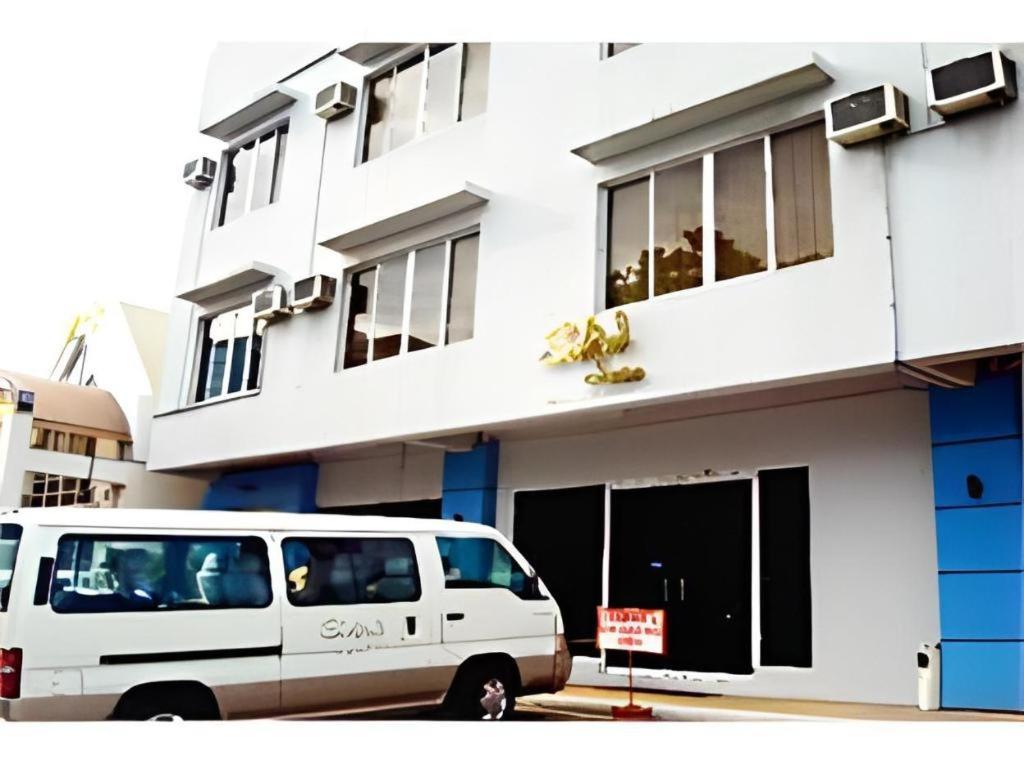 Soledad Suites Panglao Exterior foto